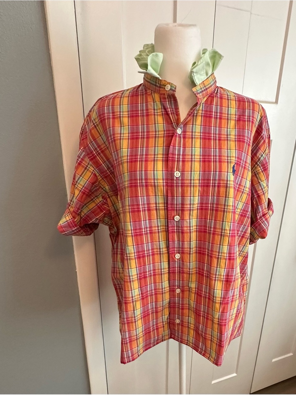 Women - Upcycled (reworked) men’s shirt with ruffled collar Ralph lauren
